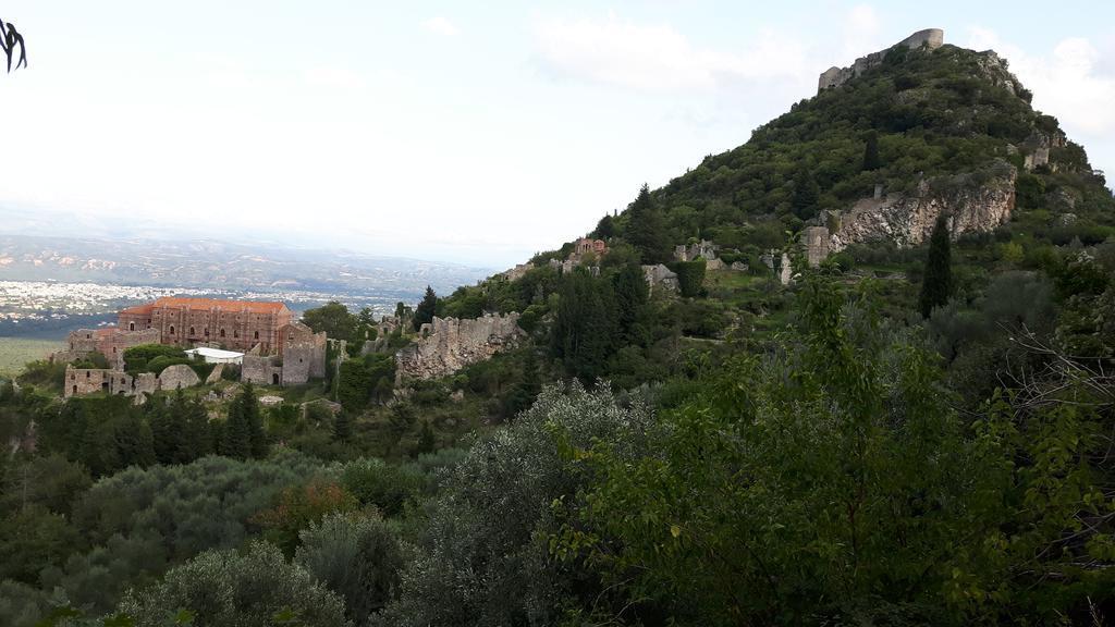 Arxontiko Taygeti Hotel Mystras Eksteriør billede